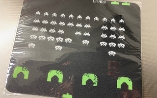 Space Invaders hiirimatto