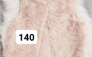 140 cm h&m karvaliivi