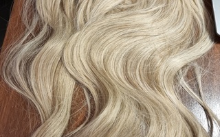 Poninhäntäpidennys, ponnaripidennys, hiuslisäke, 60 cm, UUSI