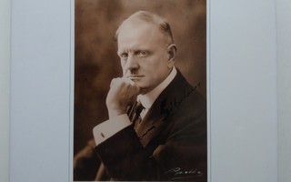 Jean Sibelius Kirjeitä, käsikirjoituksia, valokuvia