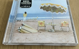 Neil Young: On the Beach CD