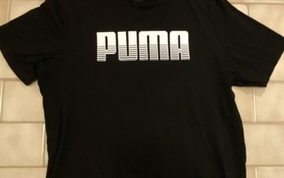 Puma T-paita Musta Valkoinen Teksi Koko M Kuin Uusi