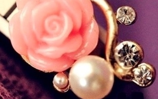 416 .. Rose Flower Crystal Pearl Kauniit .. Korvakorut