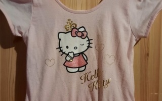 Hello Kitty voimistelupuku ja tutu