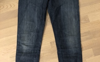 Armani Jeans naisten farkut W28"