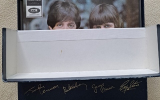 THE  BEATLES : E.P. COLLECTION   BOX  15 KPL EP 7"