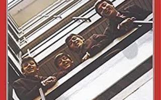 The Beatles PUNAINEN tupla CD kokoelma UUSI MUOVEISSA