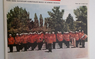 Turk Kara Kuvvetleri Komutanligi Bando ve Armoni Muzikasi...