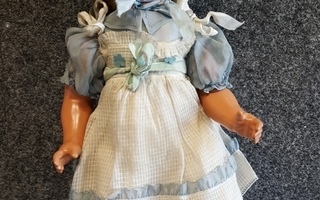 Vanha nukke alkuperäiset vaatteet !