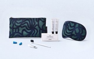 Marimekko / Finnair pussukka amenity kit