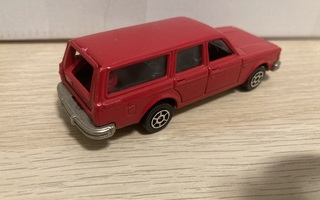 Volvo 245 pikkuauto n 1/50 Alme Cars