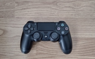 Playstation PS4 langaton ohjain