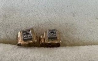 K49 korvakorut valkokulta&keltakulta timanteilla.