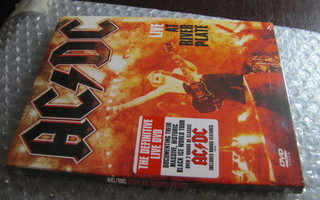 AC/DC Live at the River Plate DVD Muoveissa!