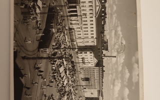 Postikortti Helsinki Kauppatori  Leimattu 1952