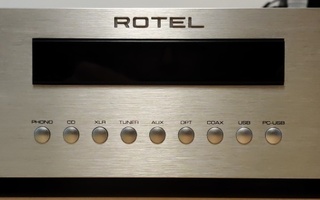 Rotel RC-1570 esivahvistin