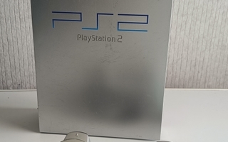 Playstation 2 - Silver / Hopea konsoli.