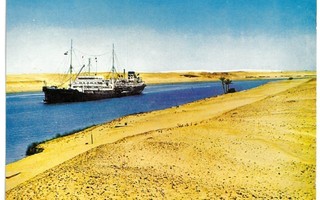 Laiva Suezin kanavassa