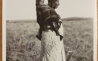 Postikortti intiaani Sioux nainen