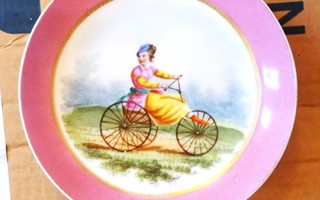 KULHO polkupyörä ja nainen posliini kulho