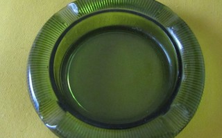 Pyöreä, vanha lasinen tuhkakuppi, vihreä, 50-60-luku
