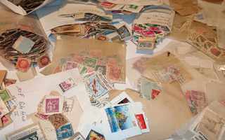 Suuri määrä postimerkkejä