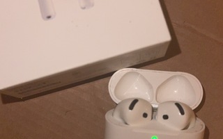 Airpods 4