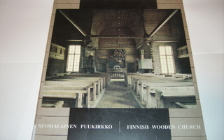 SUOMALAINEN PUUKIRKKO Finnish wooden church (Sis.postikulu)