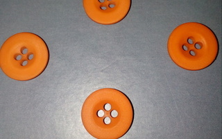 Oranssi nappi 15 mm