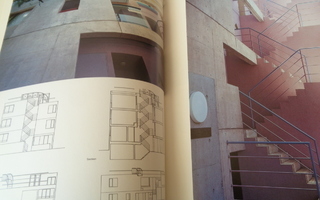 Uyeda Makoto: Japanese Houses in Ferroconcrete