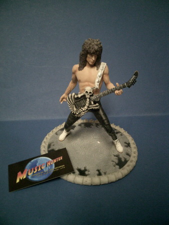 GEORGE LYNCH DOKKEN 2006 KNUCKLEBONZ ROCK ICONZ STATUE - Huuto.net