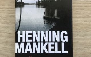 Henning Mankell:  Ennen routaa