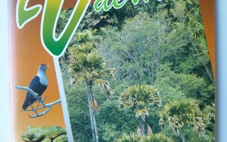Katy Beaver & Lindsay Chong Seng: Vallée de Mai Seychelles
