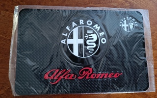 Alfa Romeo, silikonimatto