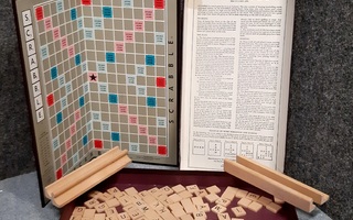 Scrabble vintage sanapeli Made in USA
