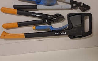 FISKARS  VÄLINEET