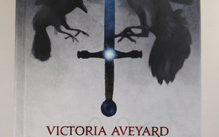 Victoria Aveyard : Maailmojen murtaja (UUDENVEROINEN)
