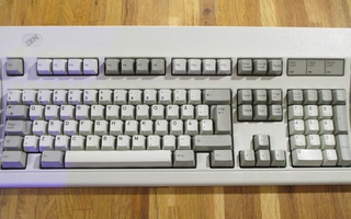 IBM Model M mekaaninen näppäimistö