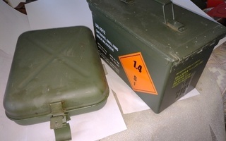 Nato 0.50 patruunalaatikko ja ilmeisesti KRH laatikko