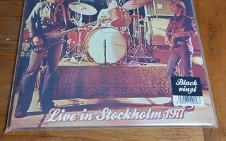 Hurriganes Live in Stockholm LP mustat vinyylit!