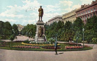 Helsinki Runebergin patsas 1910