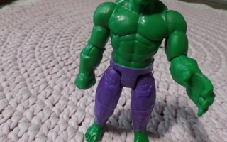 HULK Marvel Hasbro 2021 figuuri. 15,5 cm