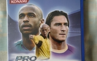 Pro Evolution Soccer 4, PS2-peli, sis. pk