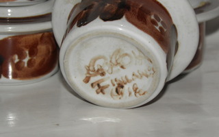 Arabia Rosmarin munakupi,,, useampia