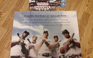 MLB Milwaukee Brewers fanikamaa