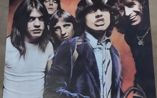 AC/DC Myyntijuliste.
