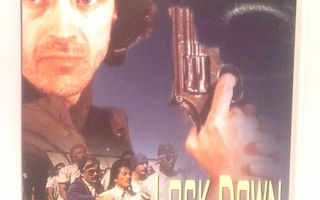 VHS: Lock Down (Chris De Rose, Richard Lynch 1990)