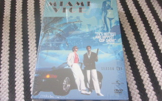 7DVD - Miami Vice  (1. tuotantokausi)