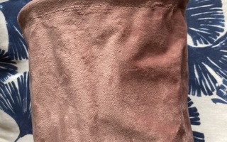 Suojaruukku roosa veluuri kork. 16 cm