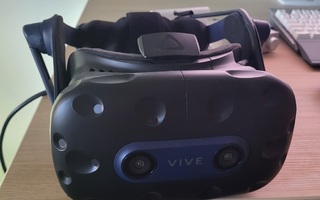 HTC VIVE PRO 2 FULL KIT -VR-JÄRJESTELMÄ